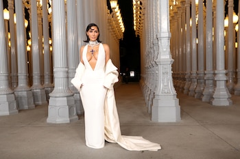 El vestido marfil con cola