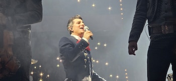 Pipe Bueno interpretó "Una noche"