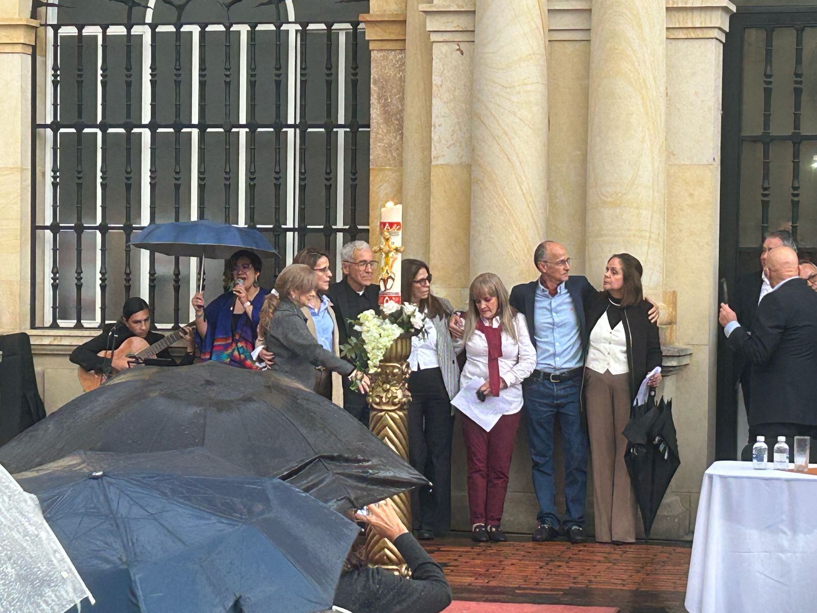 Las víctimas fueron los ocho hermanos Llano Narváez, abusados en los años 70 y 80 - crédito X