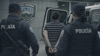 Capturan a una mujer por presuntamente explotar sexualmente a su sobrina de 14 años con discapacidad en Honduras