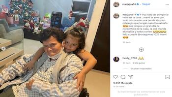 Rosa Miriam Gómez, abuela materna