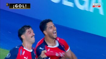 Cecilio Domínguez canjeó penal por gol ante Sporting Cristal. - Crédito: ESPN