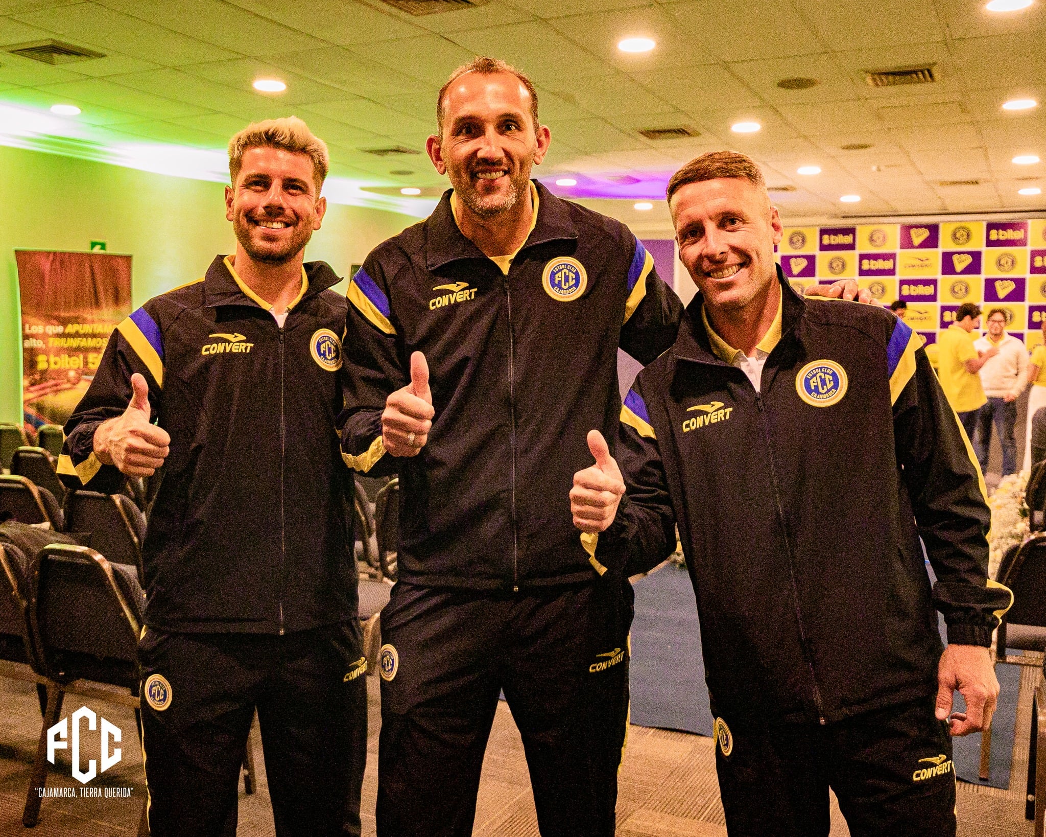 Hernán Barcos junto a Tomás Andrade y Pablo Lavandeira, llamados a ser las figuras de FC Cajamarca en la Liga 1 2026. - créditos: FC Cajamarca