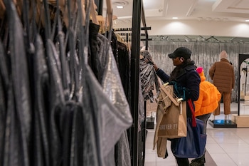 Forever 21 despide a casi