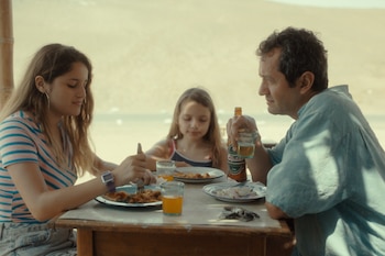 Jessica Alba se aventura como