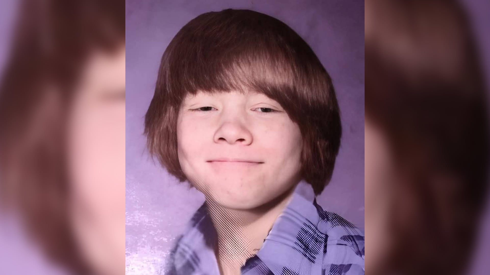 La foto acertijo: ¿Quién es este niño que escapó del infierno familiar gracias a la música y fue un vocalista clave de los 90?