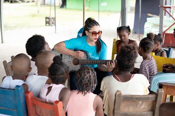 Natalia Bedoya es la autora