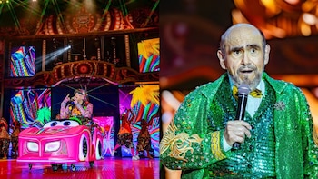 Dos imágenes. Izquierda: un artista en un vehículo rosa sobre un escenario con pantallas con patrones de colores brillantes. Derecha: un hombre con barba y traje de lentejuelas verdes y corbatín amarillo, sostiene un micrófono