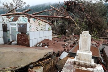El cementerio destruido tras las