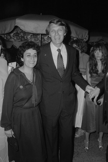 Alan y Arlene Alda viven