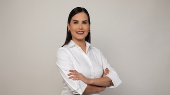 Rosi Bayardo, de Manzanillo a la carrera por la gubernatura de Colima.