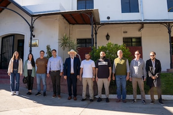 Autoridades locales y del Gobierno