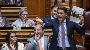 El Parlamento de Portugal rechaza una propuesta de ley ciudadana para luchar contra los crímenes de odio