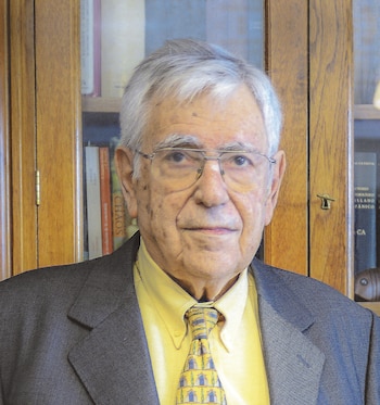 Chiozza está especializado en el