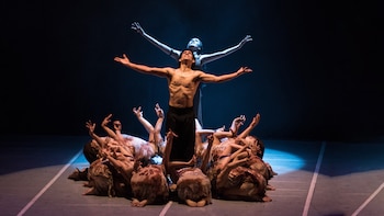 Un show único de danza y música a beneficio de UNICEF evoca a Mercedes Sosa en la voz de Nahuel Pennisi