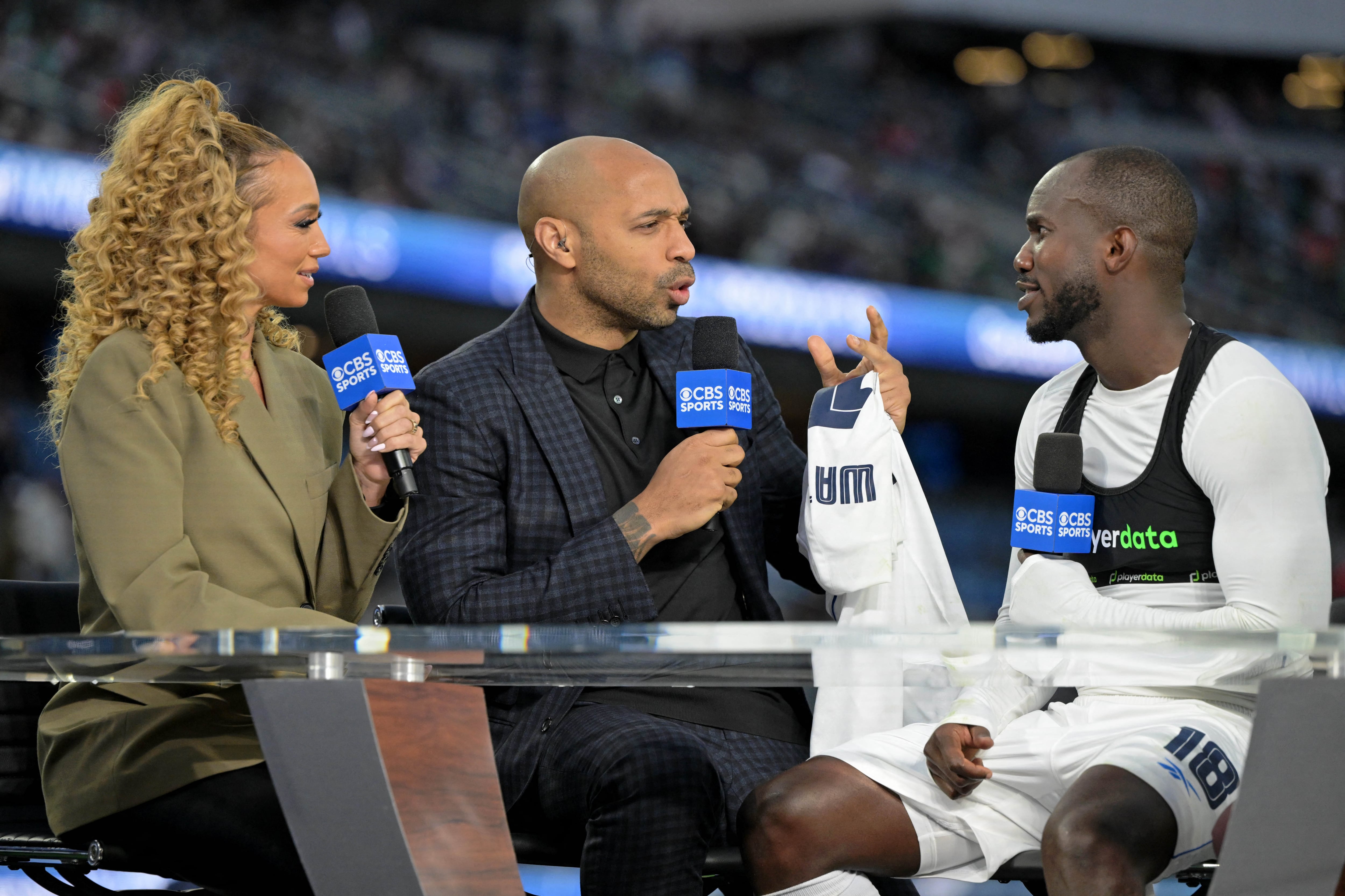 Thierry Henry y Kate Scott forman dupla en la televisión hace varios años (Mandatory Credit: Jayne Kamin-Oncea-Imagn Images)