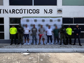 Seis personas fueron detenidas tras el operativo en Santa Marta - crédito Policía Nacional
