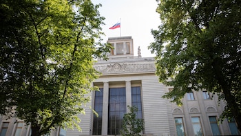 Alemania expulsa a un empleado