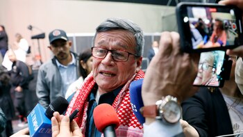 El ELN pide una reunión