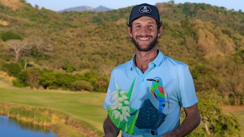 Manuel Torres conquista El Salvador