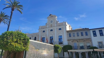 Las temperaturas suben hoy y predominarán los cielos despejados en toda España aunque lloverá en zonas del norte