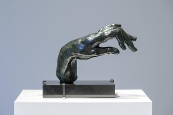 Escultura 'Mano de pianista' (1885)
