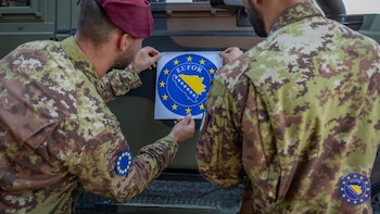 La UE lamenta la muerte de cuatro militares italianos en un accidente aéreo en Bosnia y se solidariza con Roma