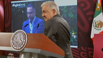 Carlos Alazraki, Atypical, AMLO