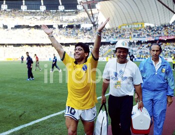 Diego con la camiseta de