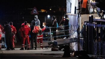 Italia autorizó únicamente el desembarco