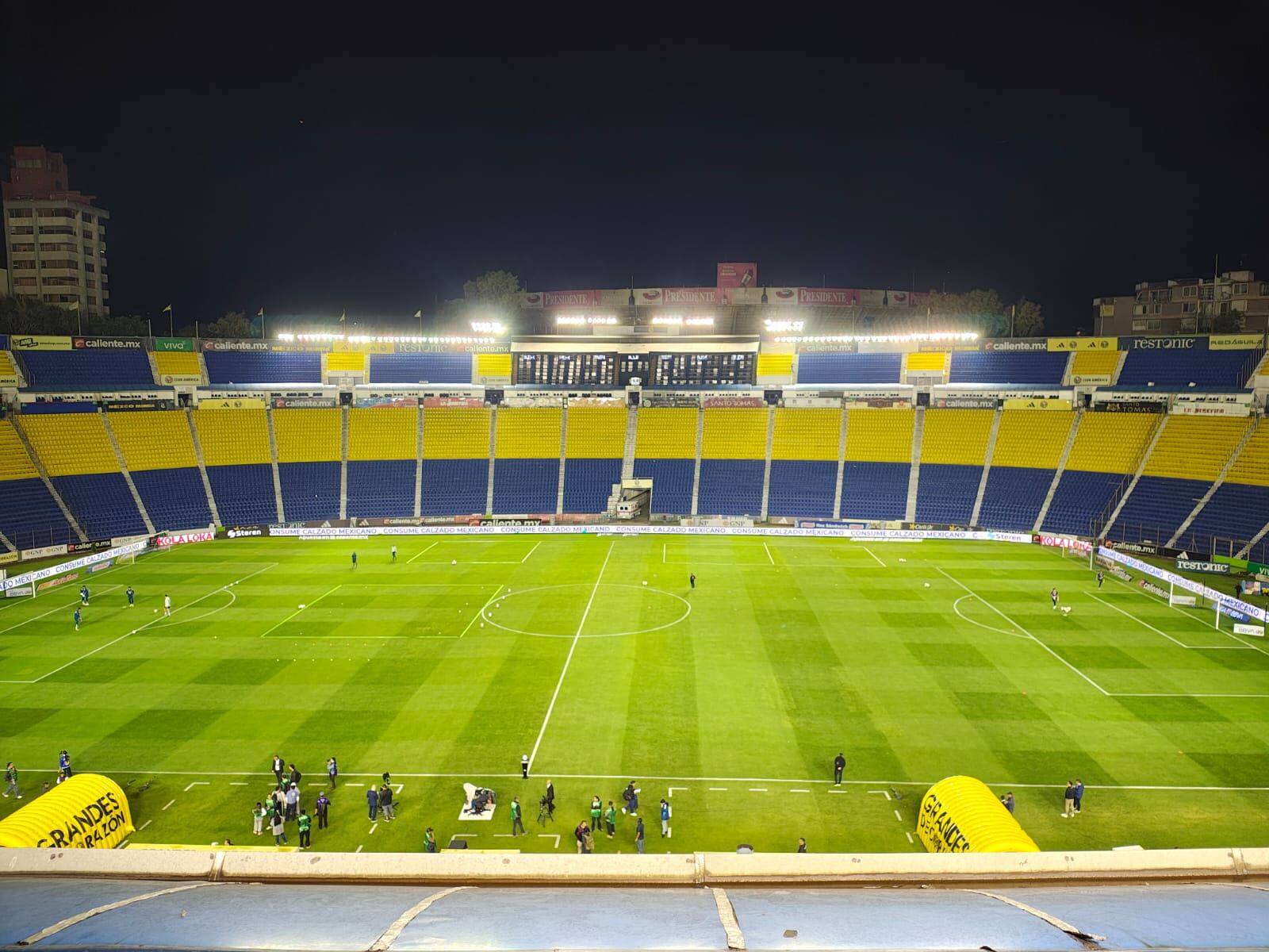 El juego de América vs Pachuca se tuvo que jugar a puerta cerrada. (Foto: Jesús Aviles)