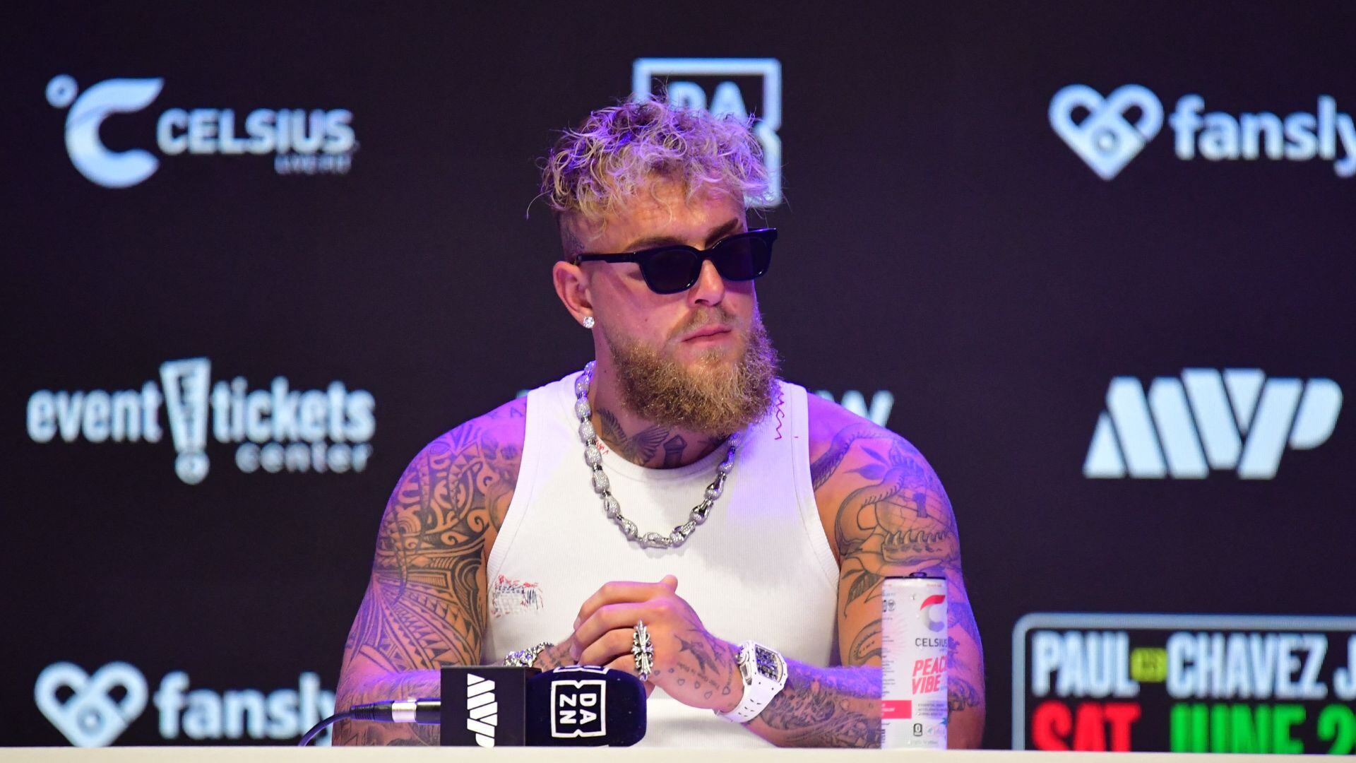 Jake Paul y Canelo Álvarez estuvieron a punto de cerrar un combate (Crédito: Reuters)