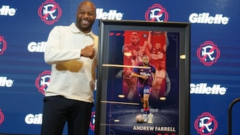 Andrew Farrell fue distinguido como leyenda en New England Revolution, tras confirmarse su retirada. - Crédito: Deporte Total USA
