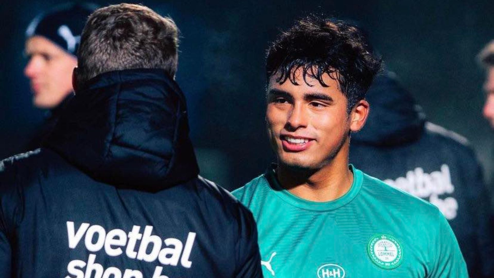 Kluiverth Aguilar, en silencio, se mantuvo en Europa. - Crédito: Lommel SK
