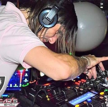 Javier Bazterrica ahora es conocido como DJ Gigoló