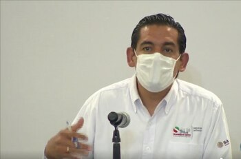 El secretario de Salud estatal,