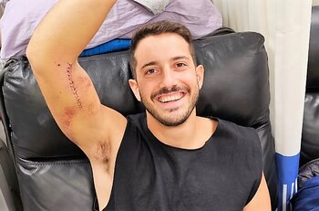 Ezequiel Tzcrina en el hospital