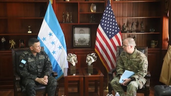 Honduras fortalece cooperación militar con