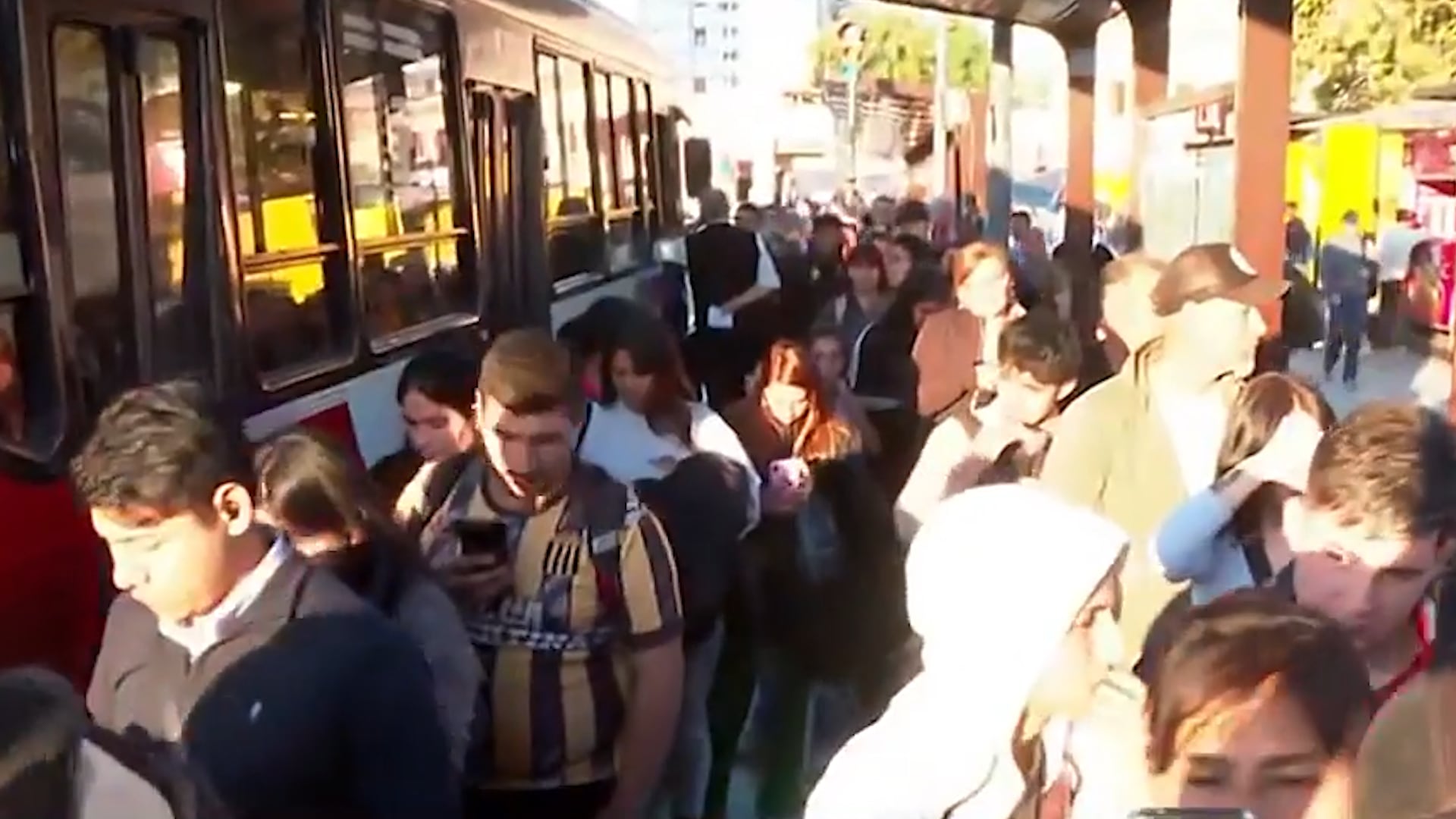 Aunque no hubo acuerdo, las cámaras transportisas se comprometieron a normalizar los servicios