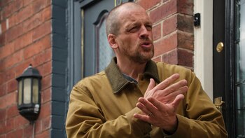 Matthew Gurney en 'Reunion', serie