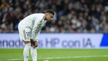 Kylian Mbappé sufre un esguince