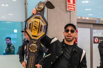 El peleador Ilia Topuria se