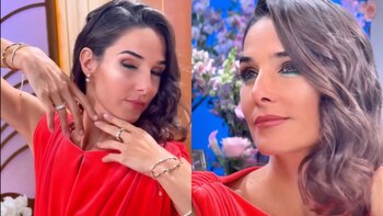 Con un delineado verde y