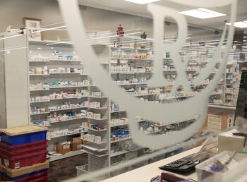 Una farmacia en Rohnert Park,