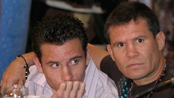 Julio César Chávez reaparece y revela cómo se encuentra su hijo tras la detención