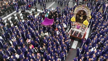 ¿A qué hora sale el Señor de los Milagros este domingo 18 de octubre y cuál será su recorrido?
