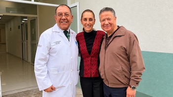 Sheinbaum inicia gira por IMSS-Bienestar en Hidalgo: Julio Menchaca destaca visita en hospital de Metztitlán