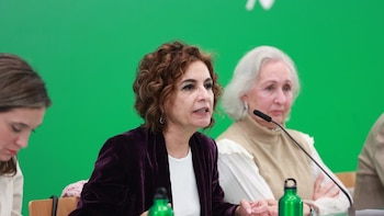 Montero exige que pida perdón