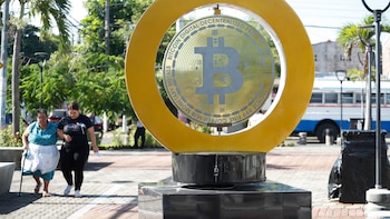 Caen las remesas cripto en