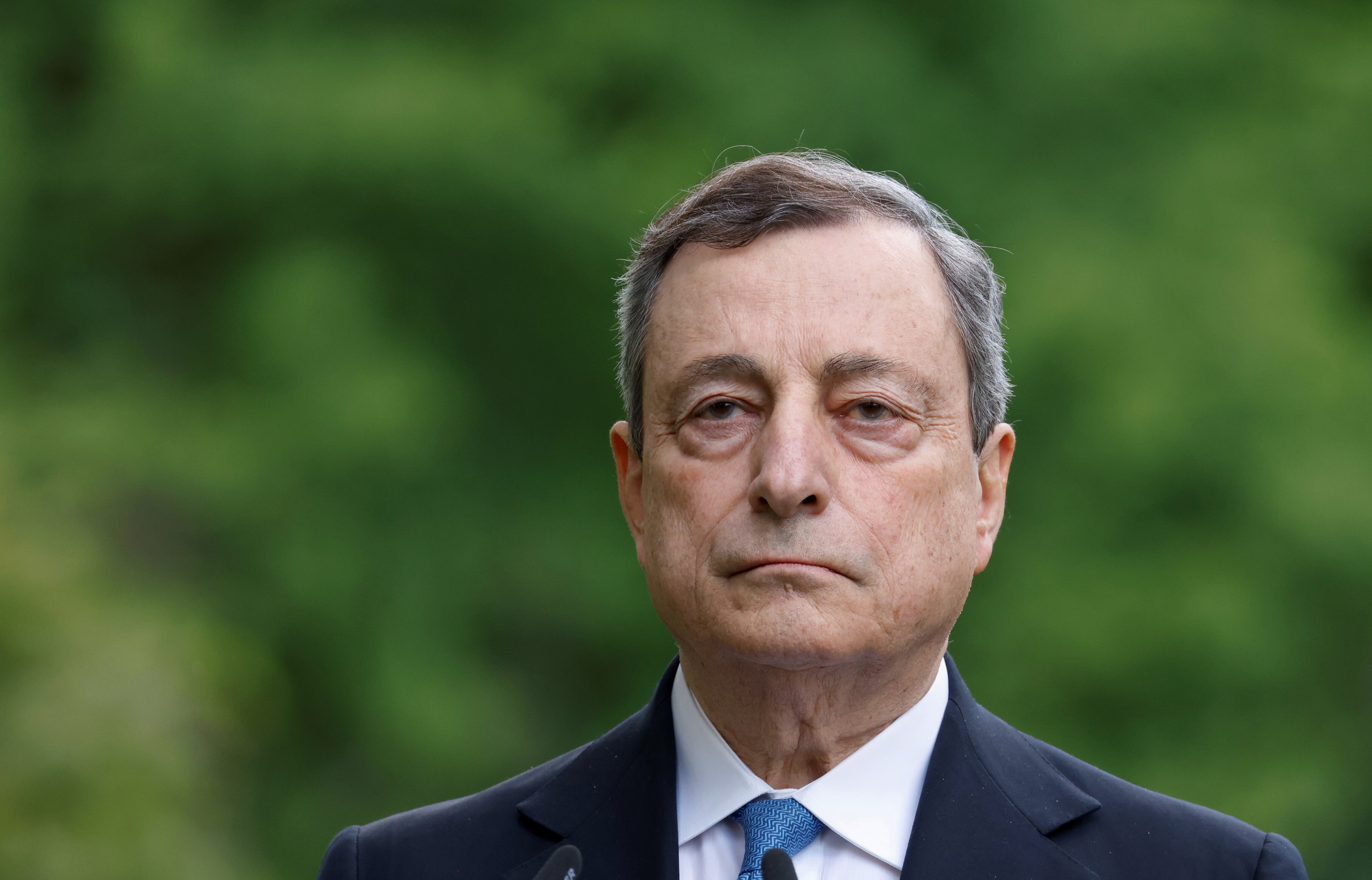 Fotografía de archivo del ex primer ministro italiano y expresidente del Banco Central Europeo, el economista Mario Draghi. (EFE/LUDOVIC MARIN)